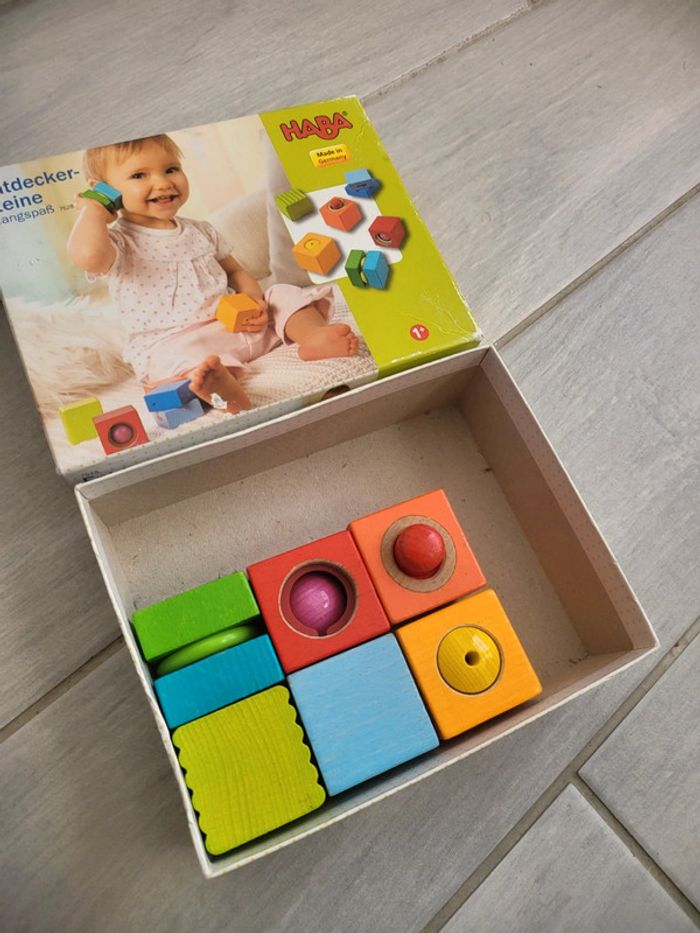 Cube en bois apprentissage haba