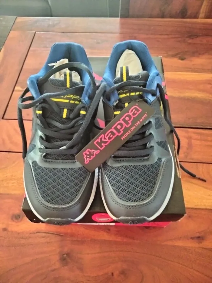 Paire de baskets neuves en 38 kappa - photo numéro 3