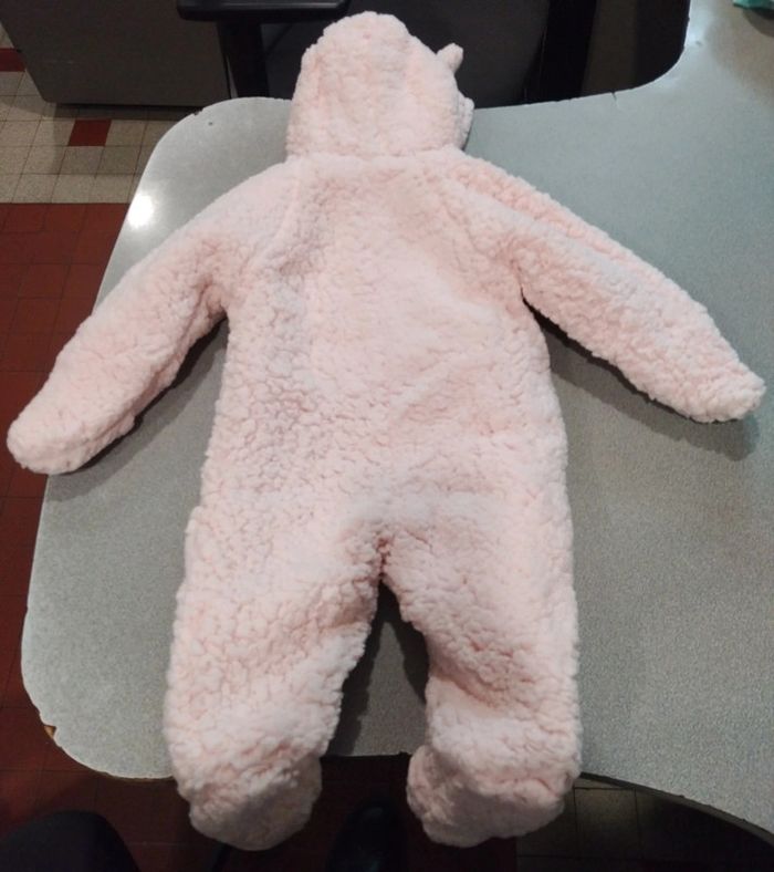 Manteau avec gants et protège pied, plus des oreilles sur la capuche - photo numéro 4
