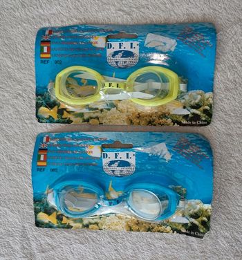 2 paires de lunettes de natation junior DFI