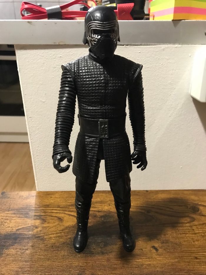 Figurine Hasbro Star Wars Kylo Ren LFL