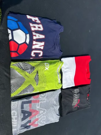 Tee shirt