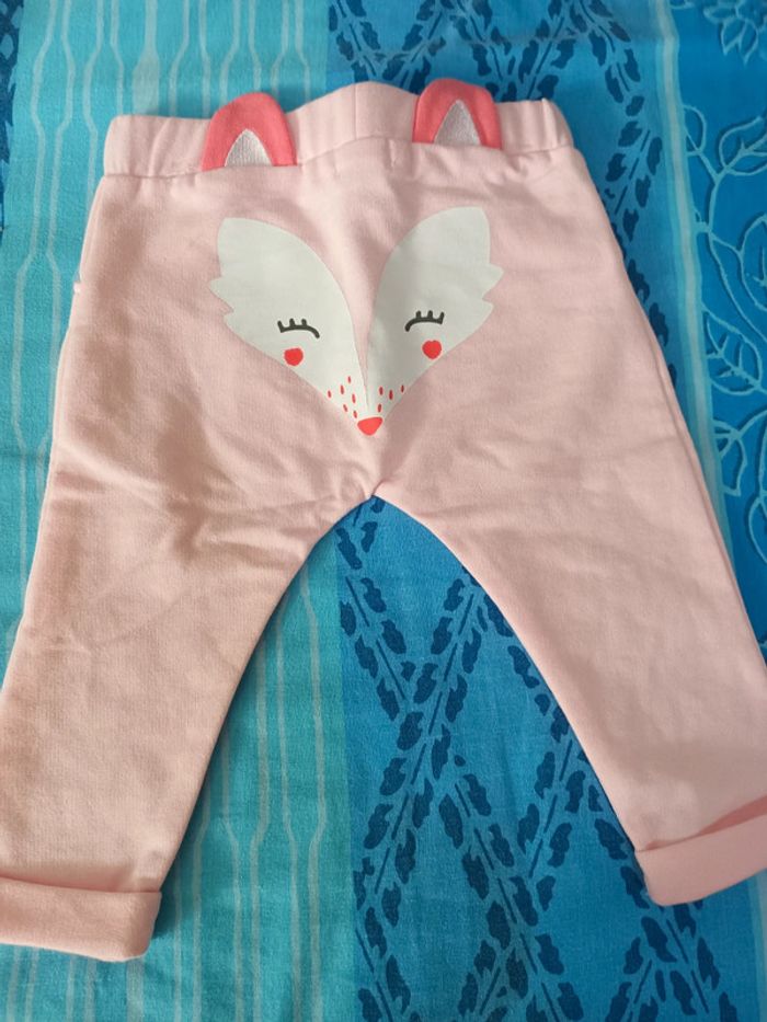 Pantalon 12 mois neuf - photo numéro 3