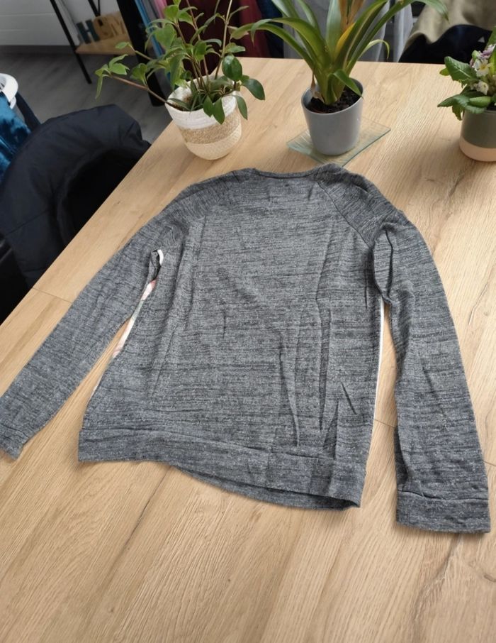 Pull fleuri - photo numéro 2