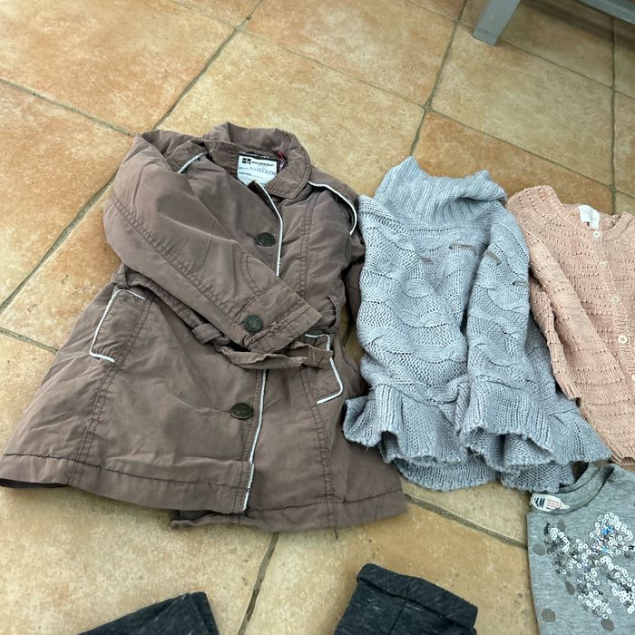 Lot de 12 vêtements  en 6 ans - photo numéro 2