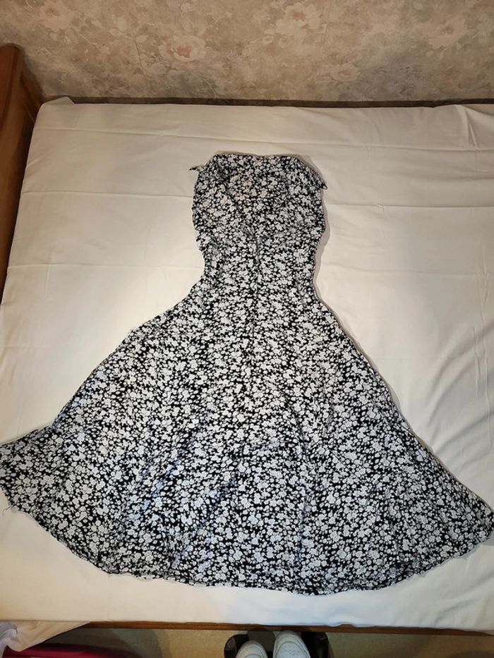 Belle robe d’été à boutons !