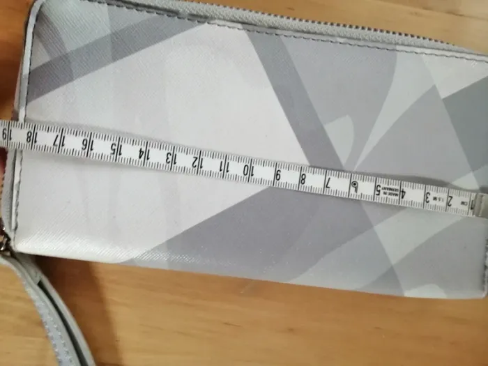 Portefeuille gris clair - photo numéro 4
