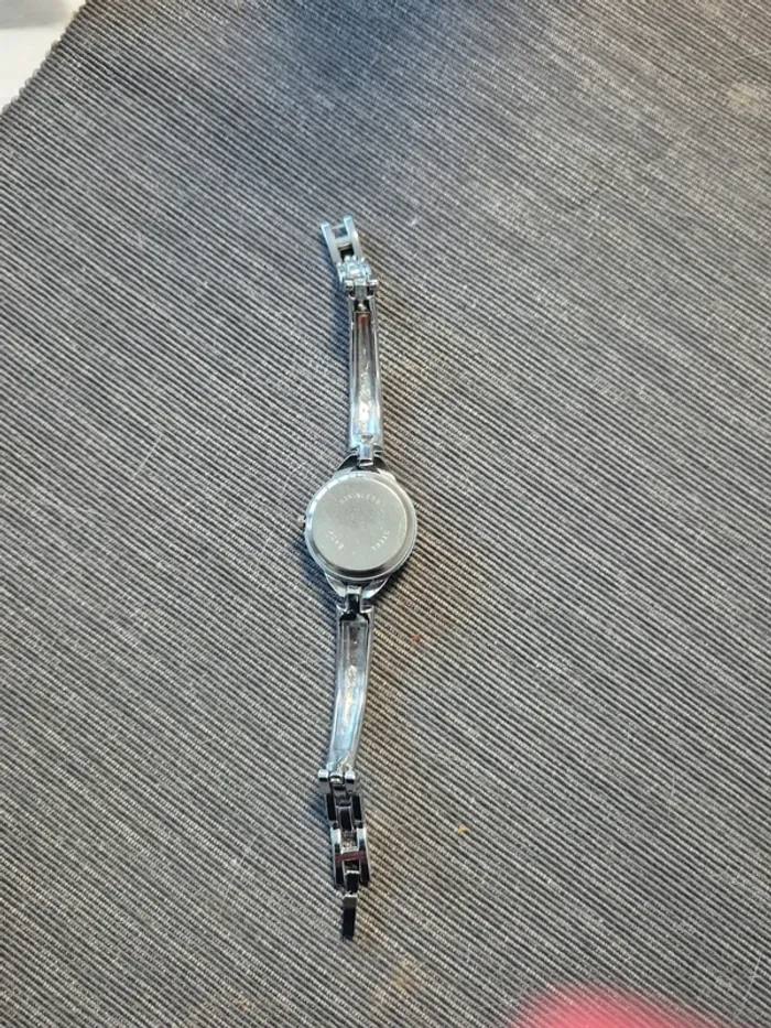 Montre femme - photo numéro 4