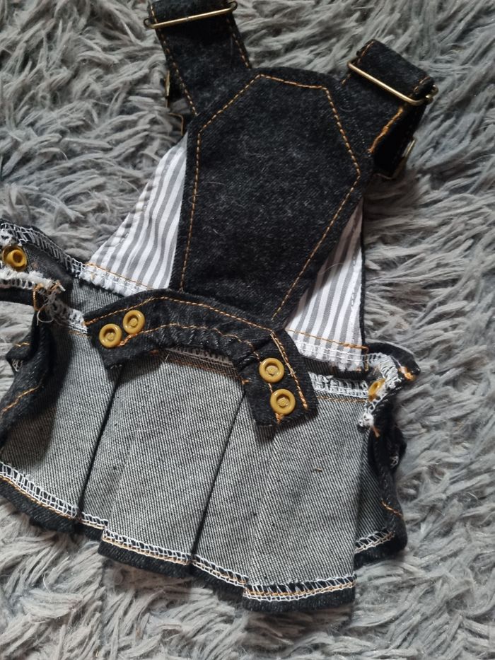 Robe salopette en jean taille XS chien ou chat - photo numéro 4