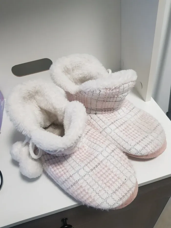 Chaussons d'hiver doux 40-41 - photo numéro 4