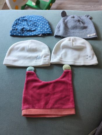 Lot de bonnets garcon