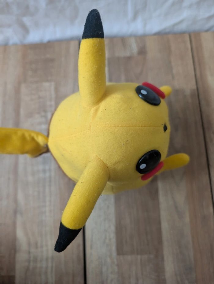 Peluche Pikachu - photo numéro 5