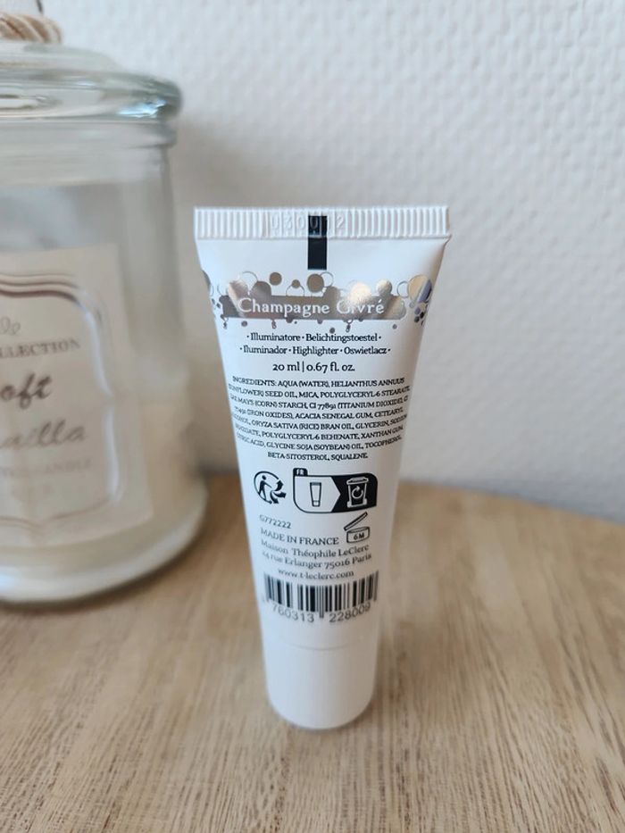 🌺Highlighter enlumineur champagne givré T.Leclerc🌺 - photo numéro 3