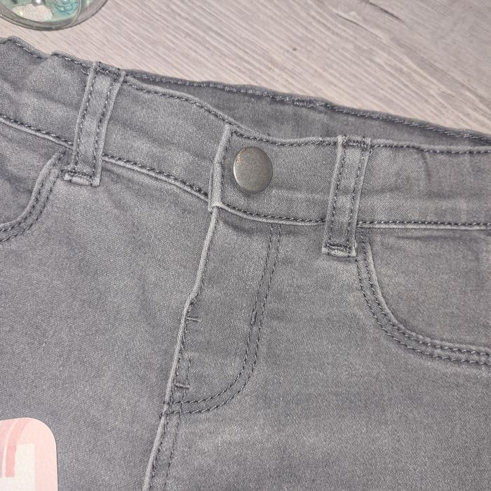 Jean bébé fille primark 9-12 mois gris - photo numéro 2