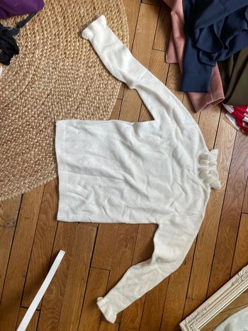 Pull blanc