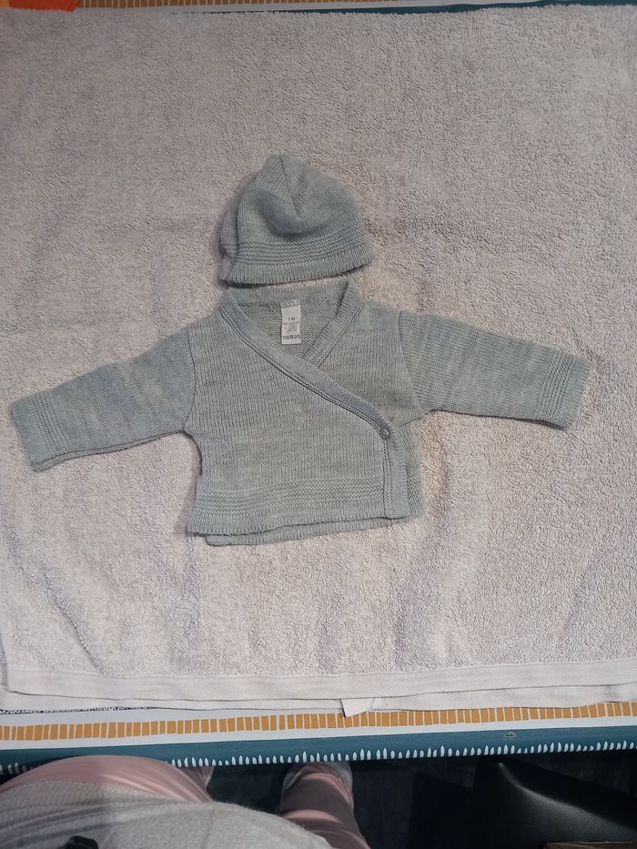 Brassière avec bonnet