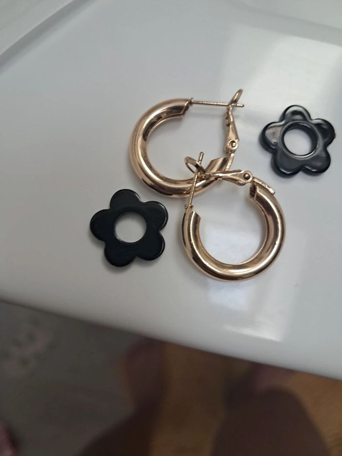 Boucles d'oreilles fleurs - photo numéro 2