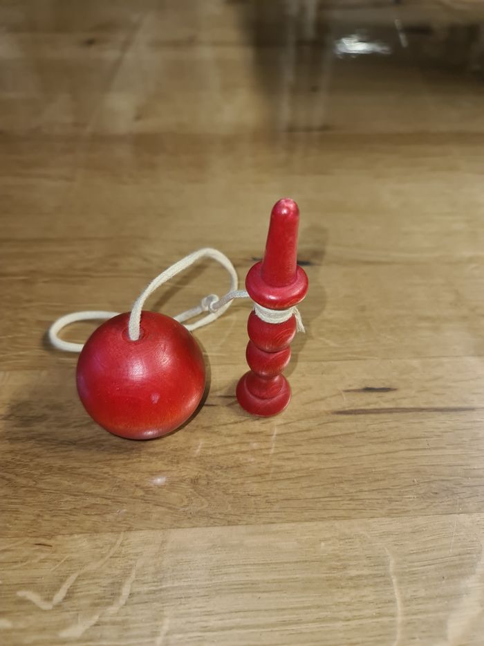 Bilboquet en bois petit model, - photo numéro 2