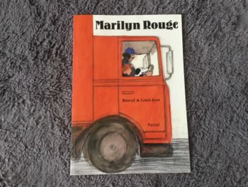 Marilyne rouge