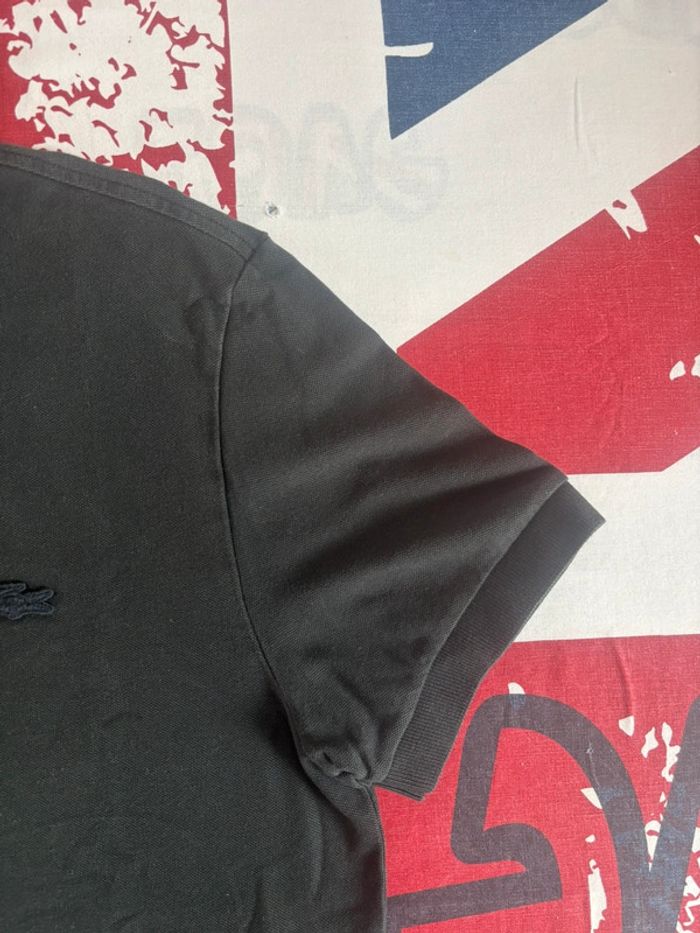 Polo Lacoste taille M noir logo ton sur ton - photo numéro 5