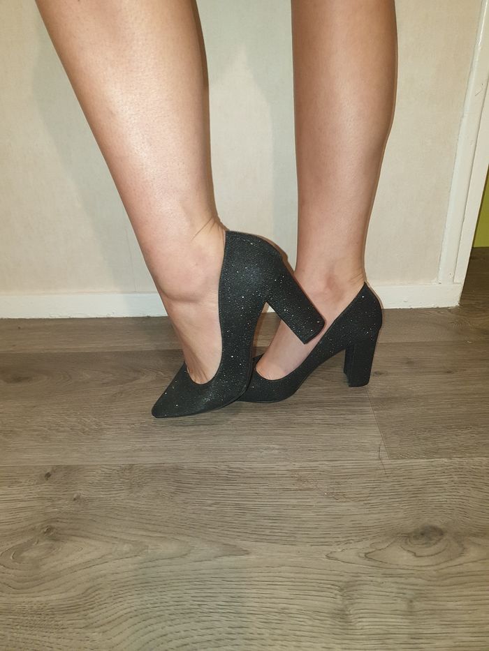 Talons à paillettes - photo numéro 2