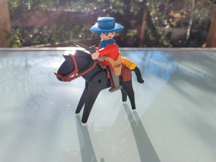 Playmobil 4398 Coffret de CowBoy Transportable , 2 en 1, sherif et banque - photo numéro 14