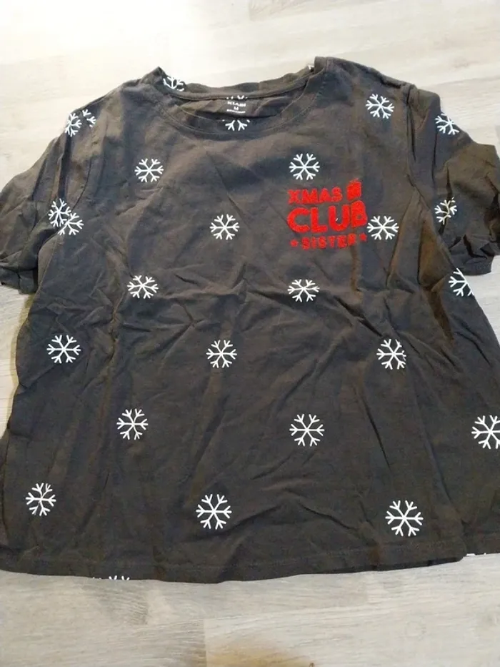 Tee-shirt femme taille M kiabi noël
