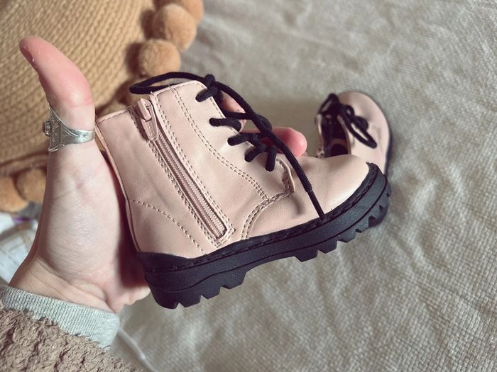 Bottines à lacets Zara neuves rose et noir 19 - photo numéro 6