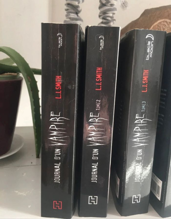 Livres le lot : le journal d’un vampire tome 1 à 5 - photo numéro 2