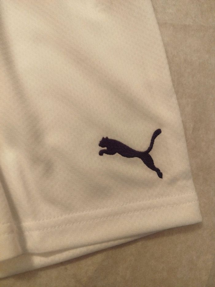 Tenue de foot Puma, équipe Manchester City taille 4/5  ans authentique neuf - photo numéro 16