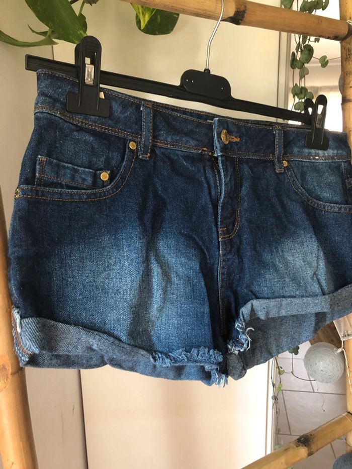 🌱 Short bleu primark taille 40 🌱 - photo numéro 2