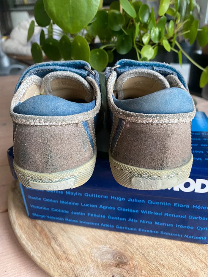 Chaussures Mod8 pointure 25 - photo numéro 6