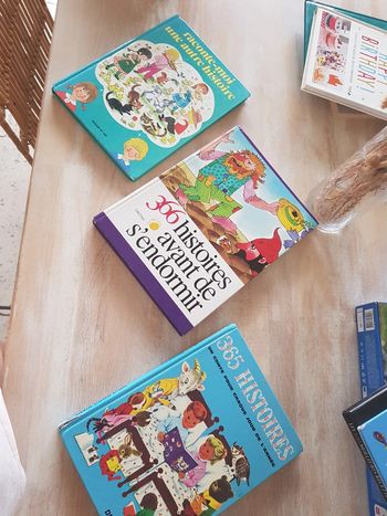 3 livres d'histoires pour enfants vintage