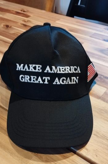 Casquette noire Trump MAGA neuve Make America Great Again