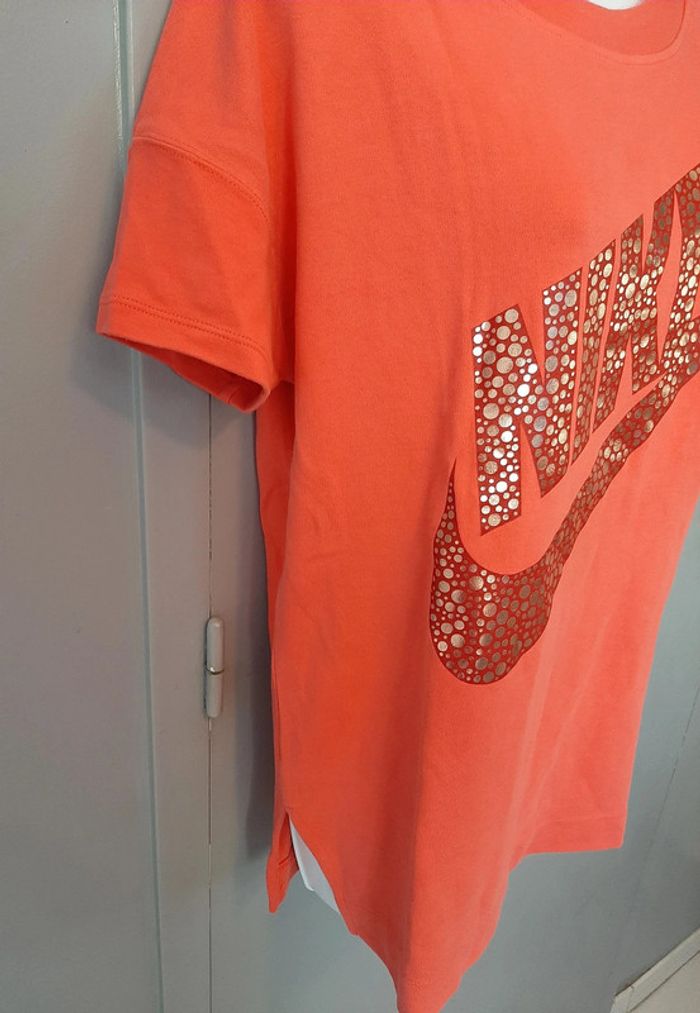 T-shirt nike corail taille S - photo numéro 3
