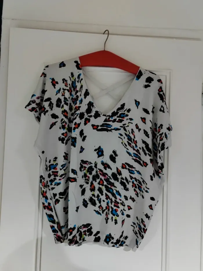 Top manches courtes - photo numéro 4