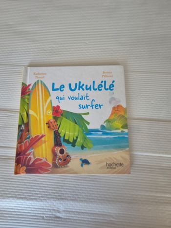 Livre mac do "Le ukulélé qui voulait surfer"