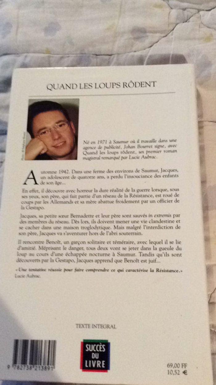 #quand les loups rôdent par Johan Bourret - photo numéro 4