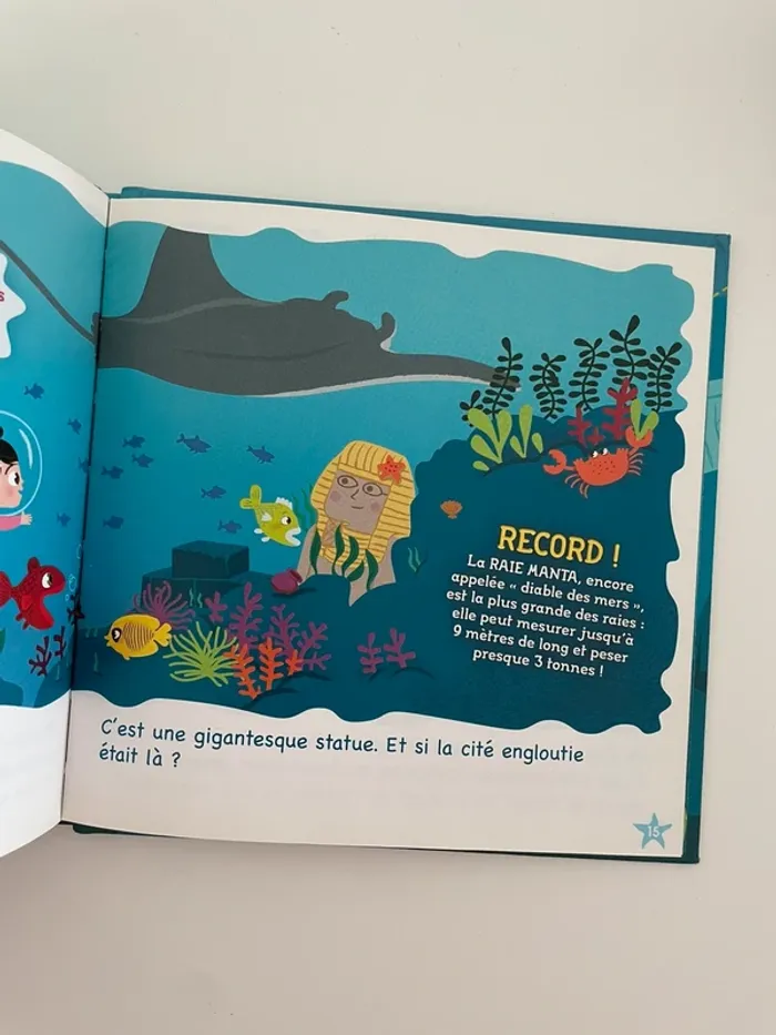 Livre le secret sous la mer - photo numéro 3