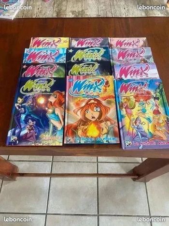 lot de 12 bd winx club