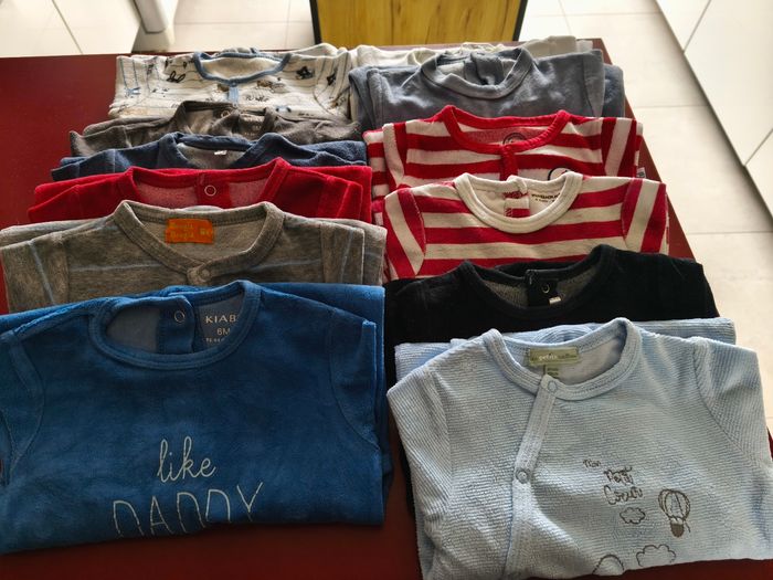 Lot de pyjamas
