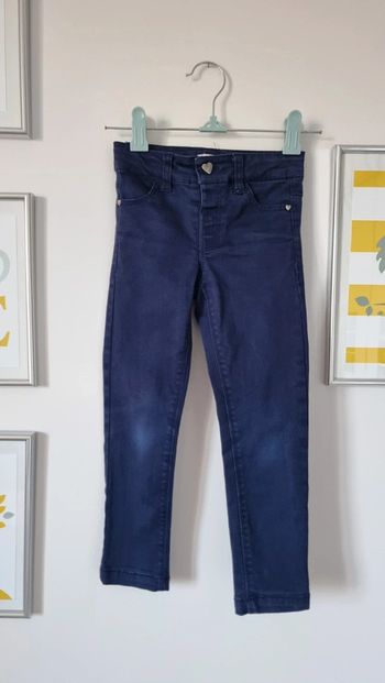 Jean la halle taille 4ans