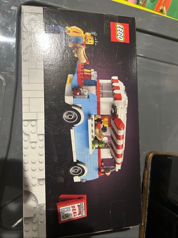 Lego Le food-truck rétro 40681