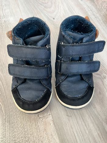 Chaussures enfant 24