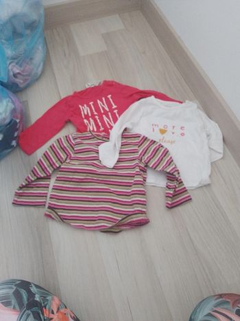 Lot de 3 polos taille 6 mois