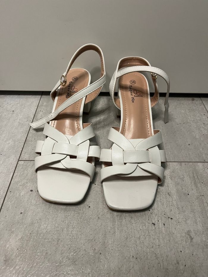 Sandales blanches Super Me 38 - photo numéro 3