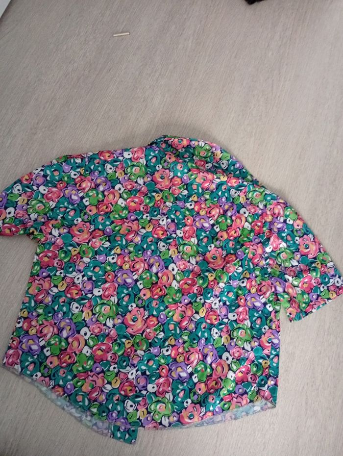 Chemise fleur taille 40 - photo numéro 2