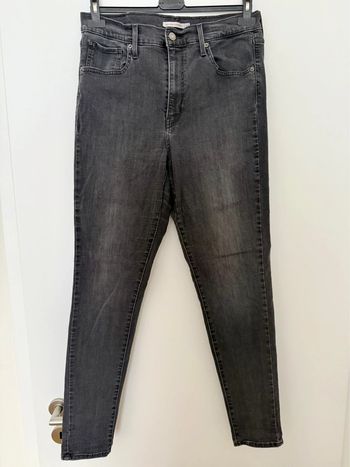 Levi’s Mile High Super Skinny 32