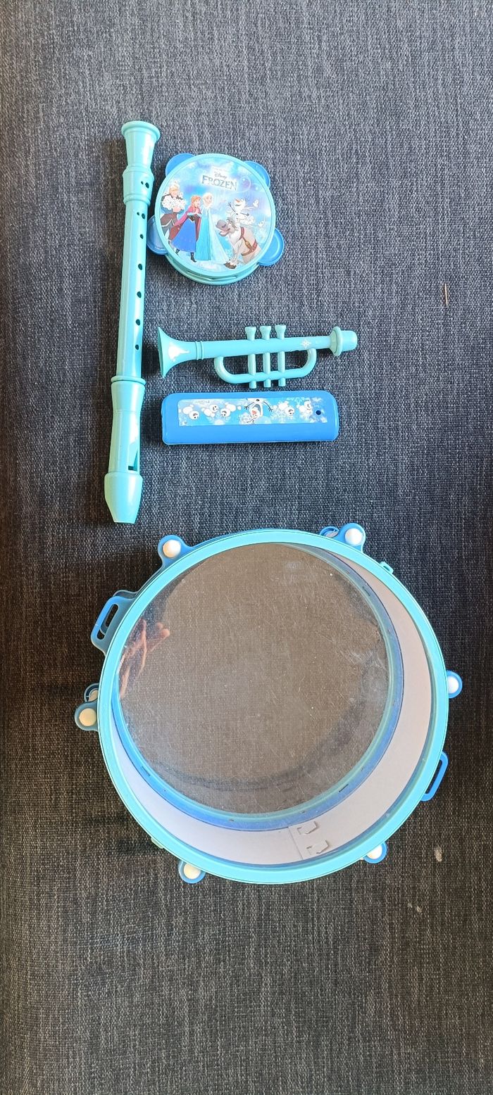 Ensemble instruments de musique "reine des neiges"