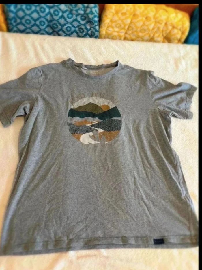 Tee shirt décathlon montagne XL - photo numéro 2